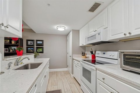 Copropriété à vendre à Palm Harbor, Floride: 2 chambres, 112.41 m2 № 2099638 - photo 20