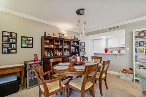 Copropriété à vendre à Palm Harbor, Floride: 2 chambres, 112.41 m2 № 2099638 - photo 11