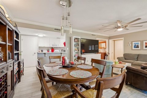 Copropriété à vendre à Palm Harbor, Floride: 2 chambres, 112.41 m2 № 2099638 - photo 14