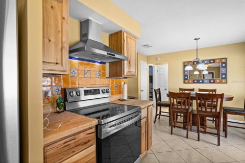 House in Clearwater, Florida 2 bedrooms, 112.5 sq.m. № 1690051 - photo 9