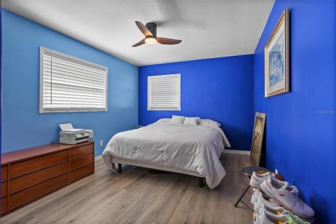 House in Clearwater, Florida 2 bedrooms, 112.5 sq.m. № 1690051 - photo 14
