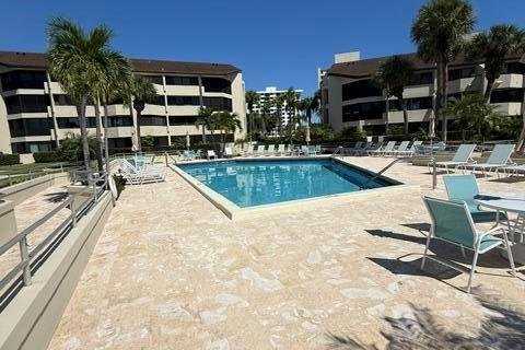 Copropriété à louer à North Palm Beach, Floride: 3 chambres, 239.69 m2 № 2390173 - photo 19