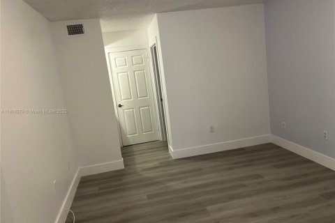 Apartment in Miami, Florida 2 bedrooms, 98.48 sq.m. № 2012842 - photo 5