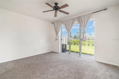 Adosado en venta en Ruskin, Florida, 2 dormitorios, 138.52 m2 № 1870264 - foto 9