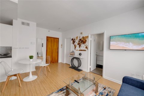 Купить кондоминиум в Майами-Бич, Флорида 39.02м2, № 1933831 - фото 4