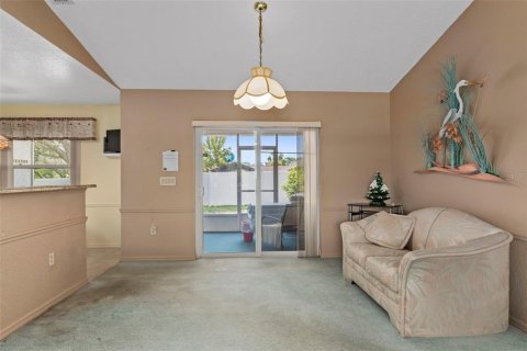 Casa en venta en Spring Hill, Florida, 3 dormitorios, 152.27 m2 № 1876040 - foto 10