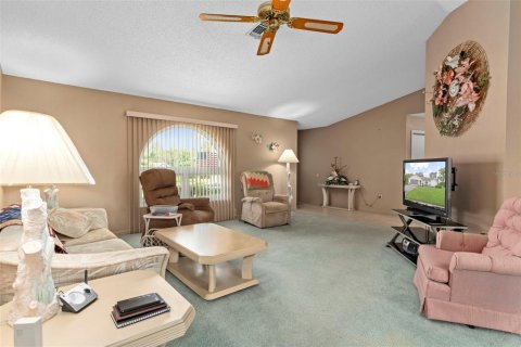 Casa en venta en Spring Hill, Florida, 3 dormitorios, 152.27 m2 № 1876040 - foto 9