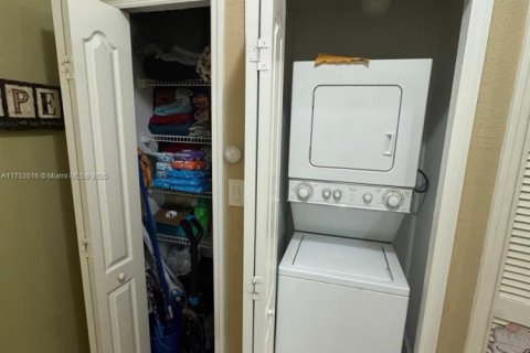 Купить кондоминиум в Хомстед, Флорида 3 спальни, 109.81м2, № 1959895 - фото 18