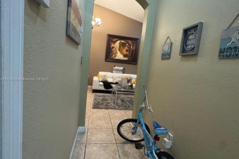 Купить кондоминиум в Хомстед, Флорида 3 спальни, 109.81м2, № 1959895 - фото 17