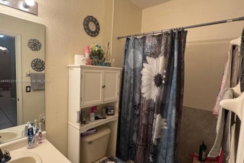 Купить кондоминиум в Хомстед, Флорида 3 спальни, 109.81м2, № 1959895 - фото 16