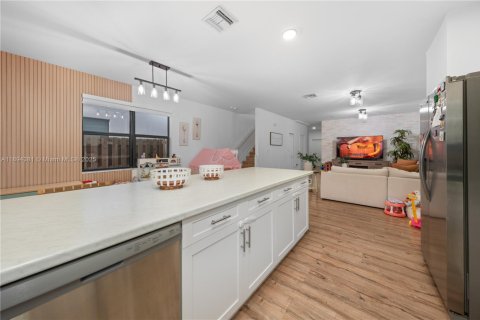 Touwnhouse à vendre à Homestead, Floride: 3 chambres, 173.91 m2 № 1945974 - photo 9