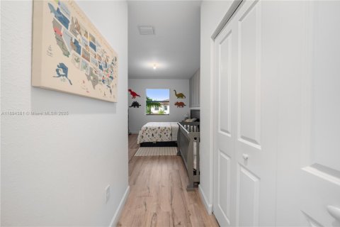 Touwnhouse à vendre à Homestead, Floride: 3 chambres, 173.91 m2 № 1945974 - photo 13