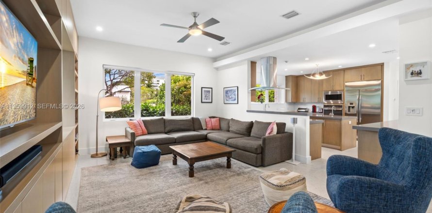 Villa ou maison à Miami Beach, Floride 4 chambres, 279.82 m2 № 2025410