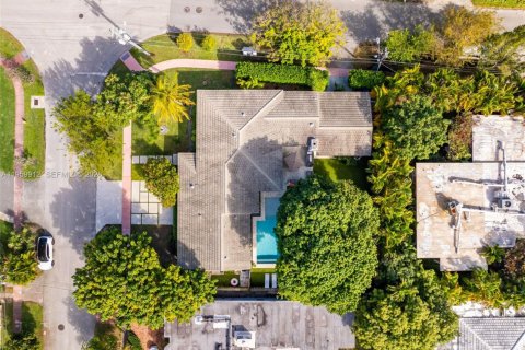 Villa ou maison à vendre à Miami Beach, Floride: 4 chambres, 279.82 m2 № 2025410 - photo 27