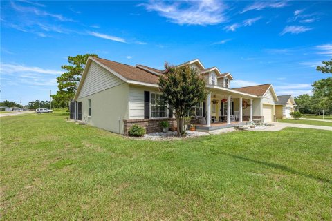 House in Ocala, Florida 3 bedrooms, 199.18 sq.m. № 2258377 - photo 4