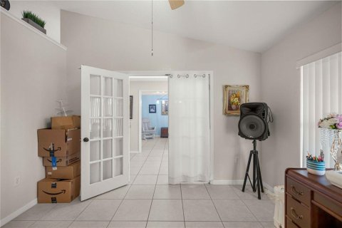 House in Ocala, Florida 3 bedrooms, 199.18 sq.m. № 2258377 - photo 15