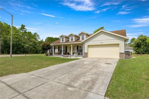 House in Ocala, Florida 3 bedrooms, 199.18 sq.m. № 2258377 - photo 3