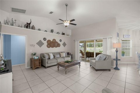House in Ocala, Florida 3 bedrooms, 199.18 sq.m. № 2258377 - photo 17