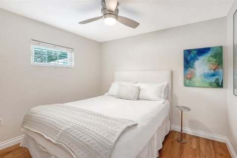 Villa ou maison à vendre à Sarasota, Floride: 5 chambres, 272.95 m2 № 2325187 - photo 8