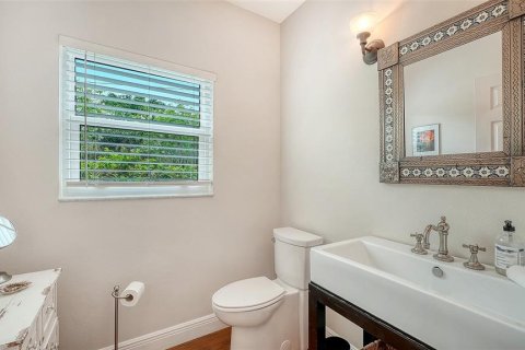 Villa ou maison à vendre à Sarasota, Floride: 5 chambres, 272.95 m2 № 2325187 - photo 25