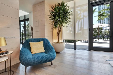Condo in Miami, Florida, 2 bedrooms  № 2060790 - photo 27