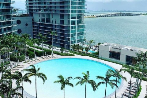Condo in Miami, Florida, 2 bedrooms  № 2060790 - photo 23