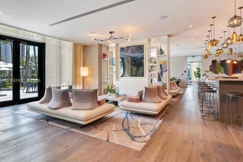 Condo in Miami, Florida, 2 bedrooms  № 2060790 - photo 20