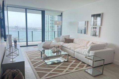 Condo in Miami, Florida, 2 bedrooms  № 2060790 - photo 5