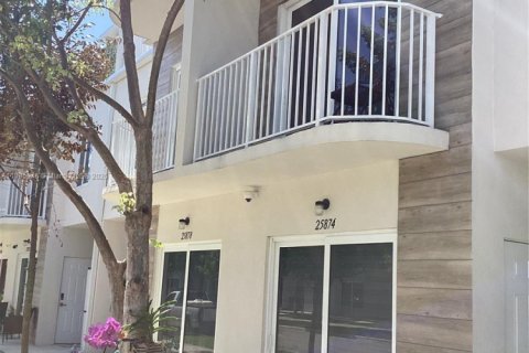 Condo in Homestead, Florida, 4 bedrooms  № 1950275 - photo 5