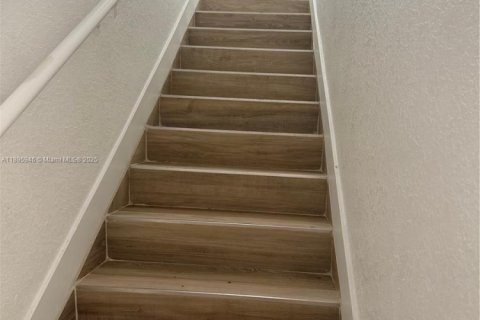 Condo in Homestead, Florida, 4 bedrooms  № 1950275 - photo 23