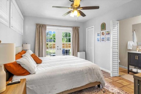 House in Saint Petersburg, Florida 3 bedrooms, 109.62 sq.m. № 1786135 - photo 22