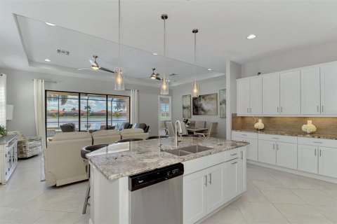 Villa ou maison à vendre à Venice, Floride: 3 chambres, 220.92 m2 № 2425243 - photo 25