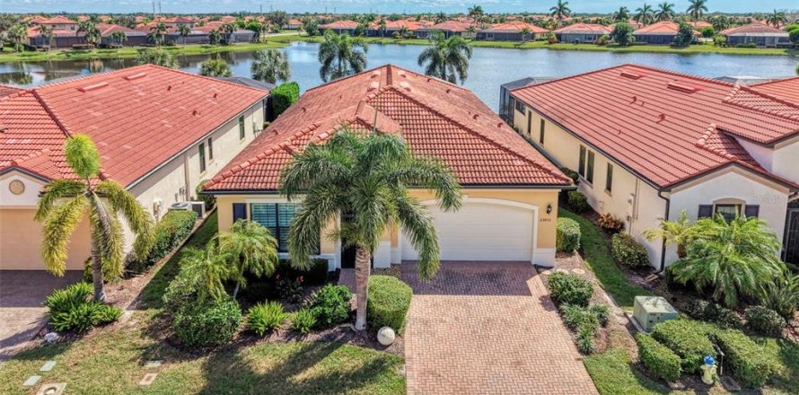 Villa ou maison à Venice, Floride 3 chambres, 220.92 m2 № 2425243