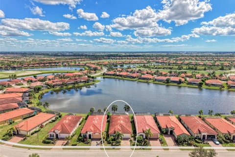 Villa ou maison à vendre à Venice, Floride: 3 chambres, 220.92 m2 № 2425243 - photo 6