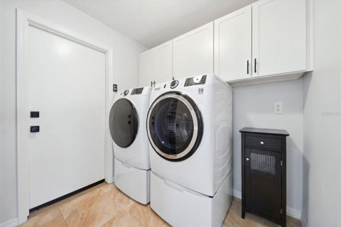 Villa ou maison à vendre à Orlando, Floride: 4 chambres, 304.16 m2 № 2429169 - photo 30