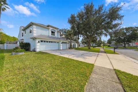 Villa ou maison à vendre à Orlando, Floride: 4 chambres, 304.16 m2 № 2429169 - photo 2