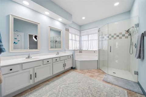 Villa ou maison à vendre à Orlando, Floride: 4 chambres, 304.16 m2 № 2429169 - photo 25
