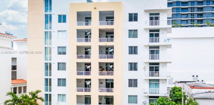 Condo à Miami, Floride, 2 chambres  № 2084257