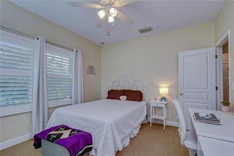 House in Fish Hawk, Florida 5 bedrooms, 318.75 sq.m. № 2104909 - photo 24