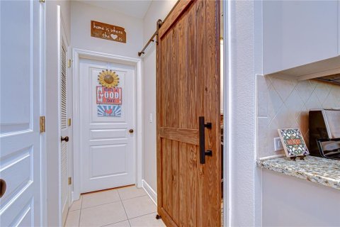 House in Fish Hawk, Florida 5 bedrooms, 318.75 sq.m. № 2104909 - photo 25
