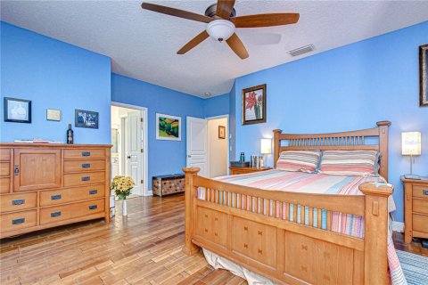 House in Fish Hawk, Florida 5 bedrooms, 318.75 sq.m. № 2104909 - photo 18
