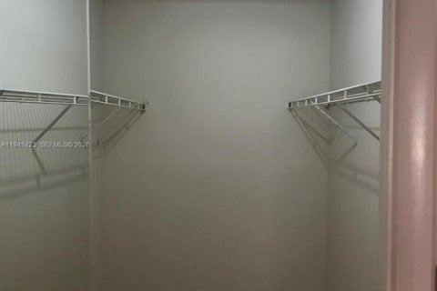 Copropriété à vendre à Miami, Floride: 2 chambres, 93.83 m2 № 1999034 - photo 9