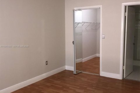 Copropriété à vendre à Miami, Floride: 2 chambres, 93.83 m2 № 1999034 - photo 10