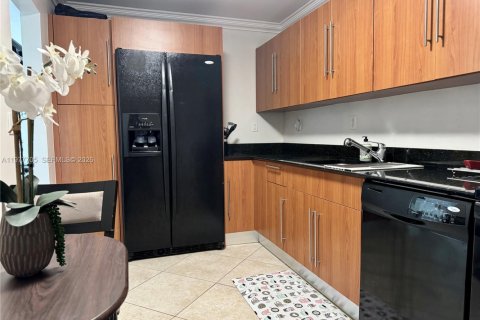 Copropriété à louer à Hollywood, Floride: 1 chambre, 75.81 m2 № 2041824 - photo 14