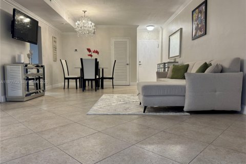 Copropriété à louer à Hollywood, Floride: 1 chambre, 75.81 m2 № 2041824 - photo 6