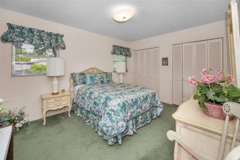 House in Tampa, Florida 4 bedrooms, 214.98 sq.m. № 1681694 - photo 29