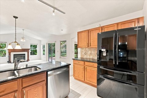 Villa ou maison à vendre à Lake Mary, Floride: 3 chambres, 170.29 m2 № 2209516 - photo 4