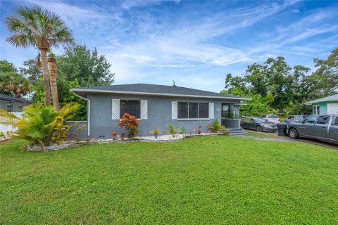 Villa ou maison à vendre à Saint Petersburg, Floride: 2 chambres, 99.13 m2 № 2405597 - photo 14
