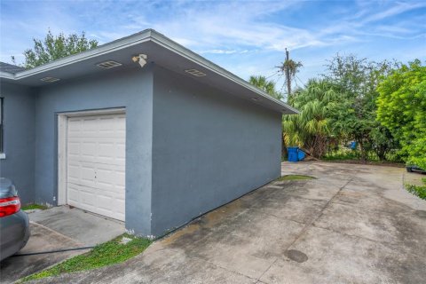 Villa ou maison à vendre à Saint Petersburg, Floride: 2 chambres, 99.13 m2 № 2405597 - photo 17