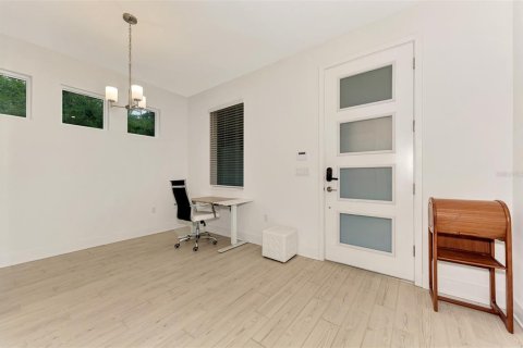 Снять в аренду виллу или дом в Сарасота, Флорида 3 комнаты, 222.59м2, № 1656828 - фото 3